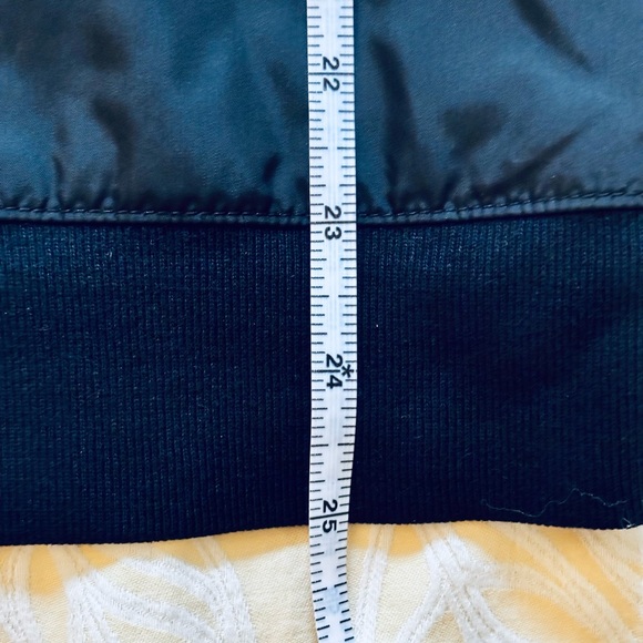 American Apparel Windbreaker - Picture 8 of 9